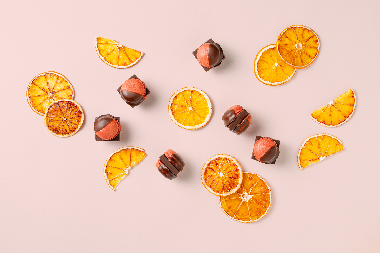 - Chocolate / Pistachio / Coffee / Blood orange / Creme brulee / Earl grey prune -(6個入)