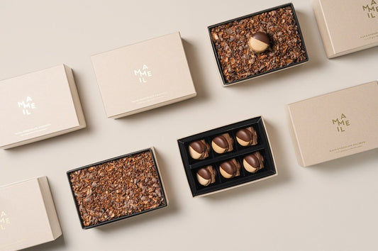 日曜日は AM10:00 より販売開始 |  | MAMEIL NAMA CHOCOLATE MACARON